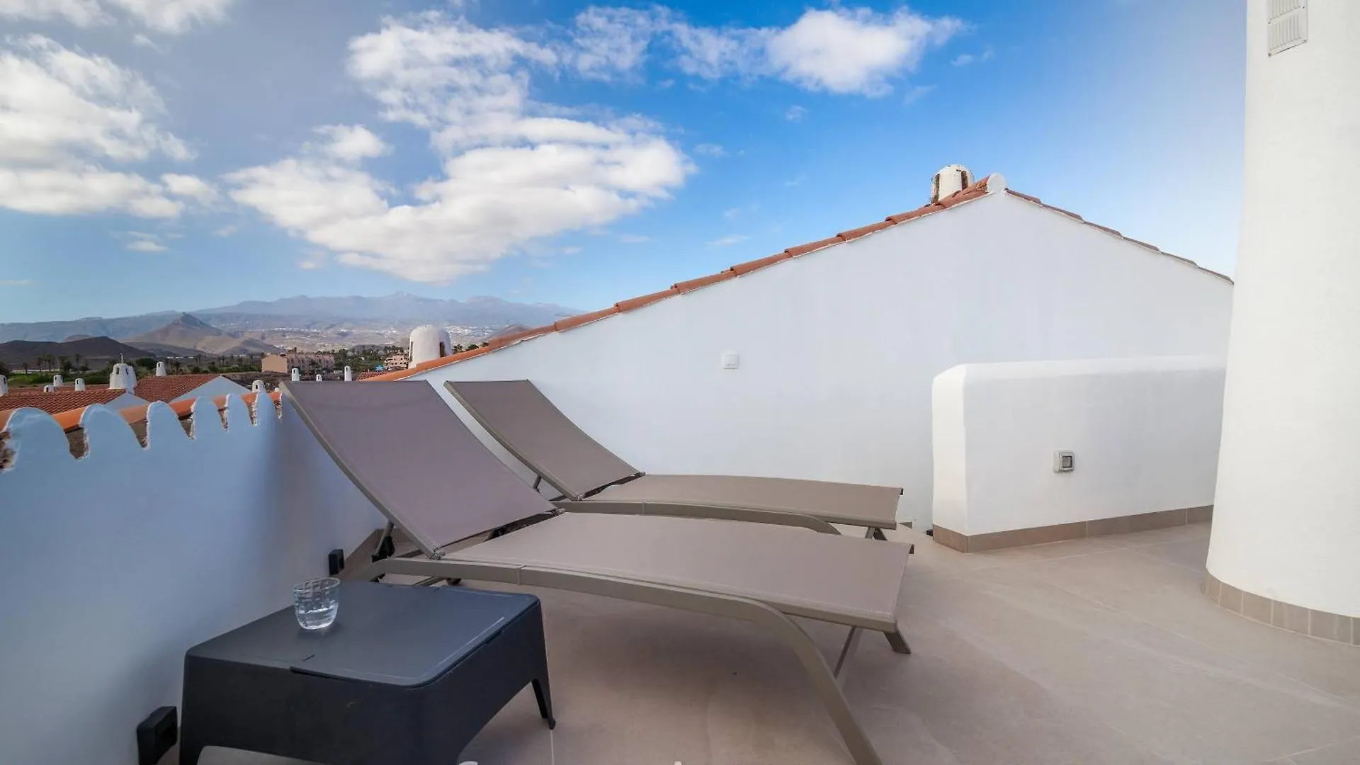 アパート Casa Agatha - 3 Terraces, Ac, Tv Channels, 2 Bedrooms & Bathrooms, Heated Pool サンミゲル・デ・アボナ