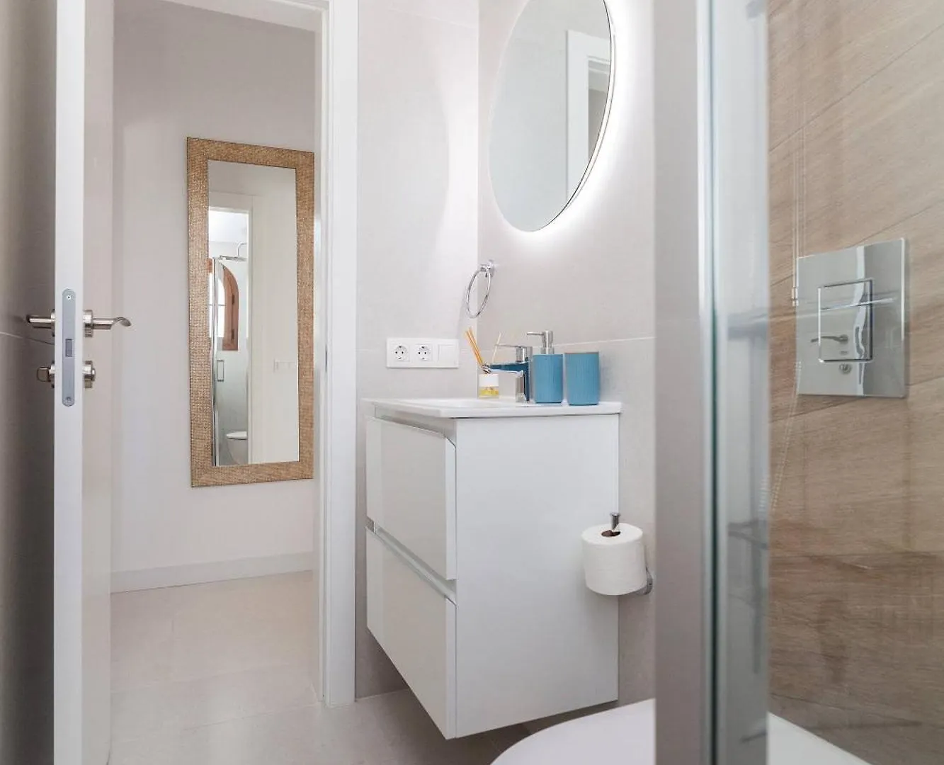 Casa Agatha - 3 Terraces, Ac, Tv Channels, 2 Bedrooms & Bathrooms, Heated Pool サンミゲル・デ・アボナ 0*,  スペイン
